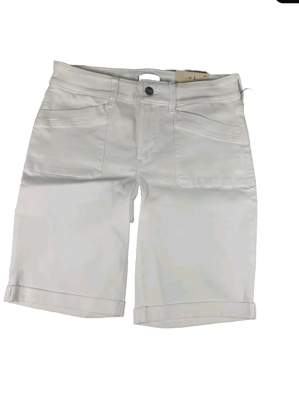 Nydj Womens size 6P Petite Shorts optic white bermuda cuffed Stretch NWT 04